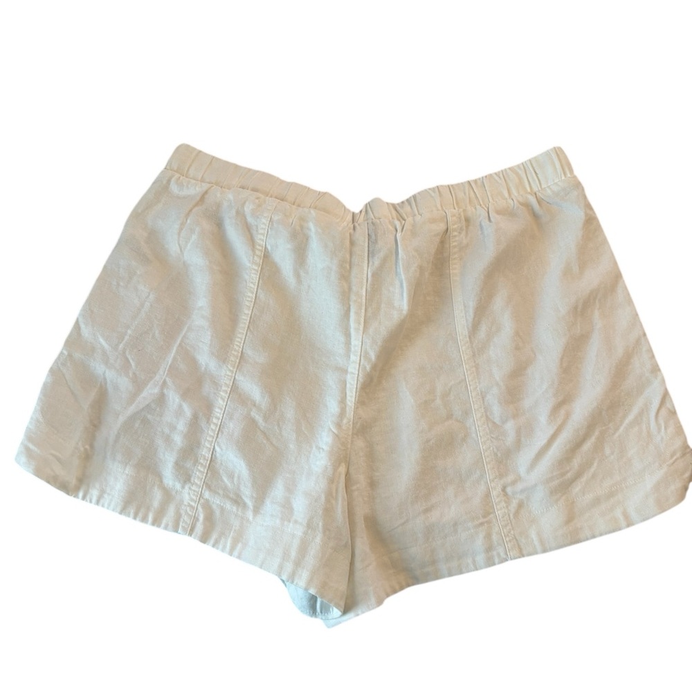 Universal Thread Linen White Shorts - Picture 5 of 15
